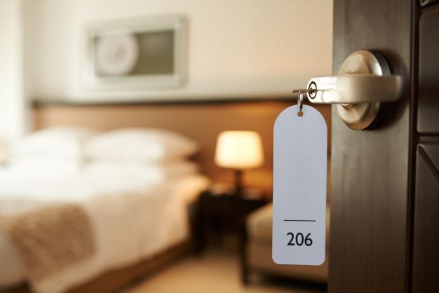 5 Signs of Bed Bugs in Hotels